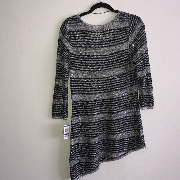 Black white and grey sequin infused sweater - Picture 3 of 3